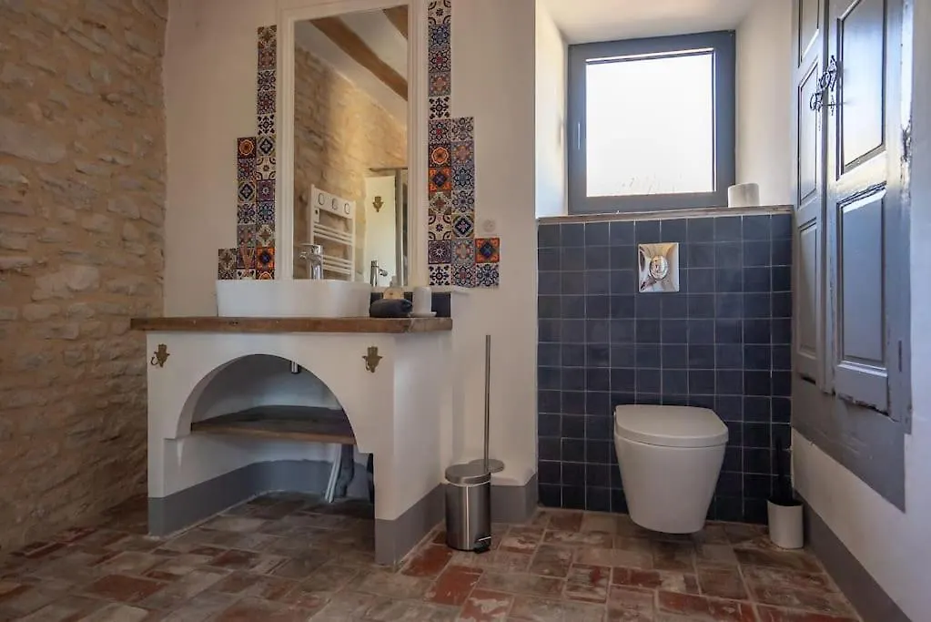 Grande Maison De Charme Au Coeur De Goult France